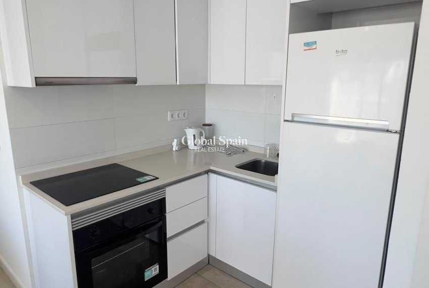 Venta - APARTAMENTO -
ORIHUELA COSTA - La Regia