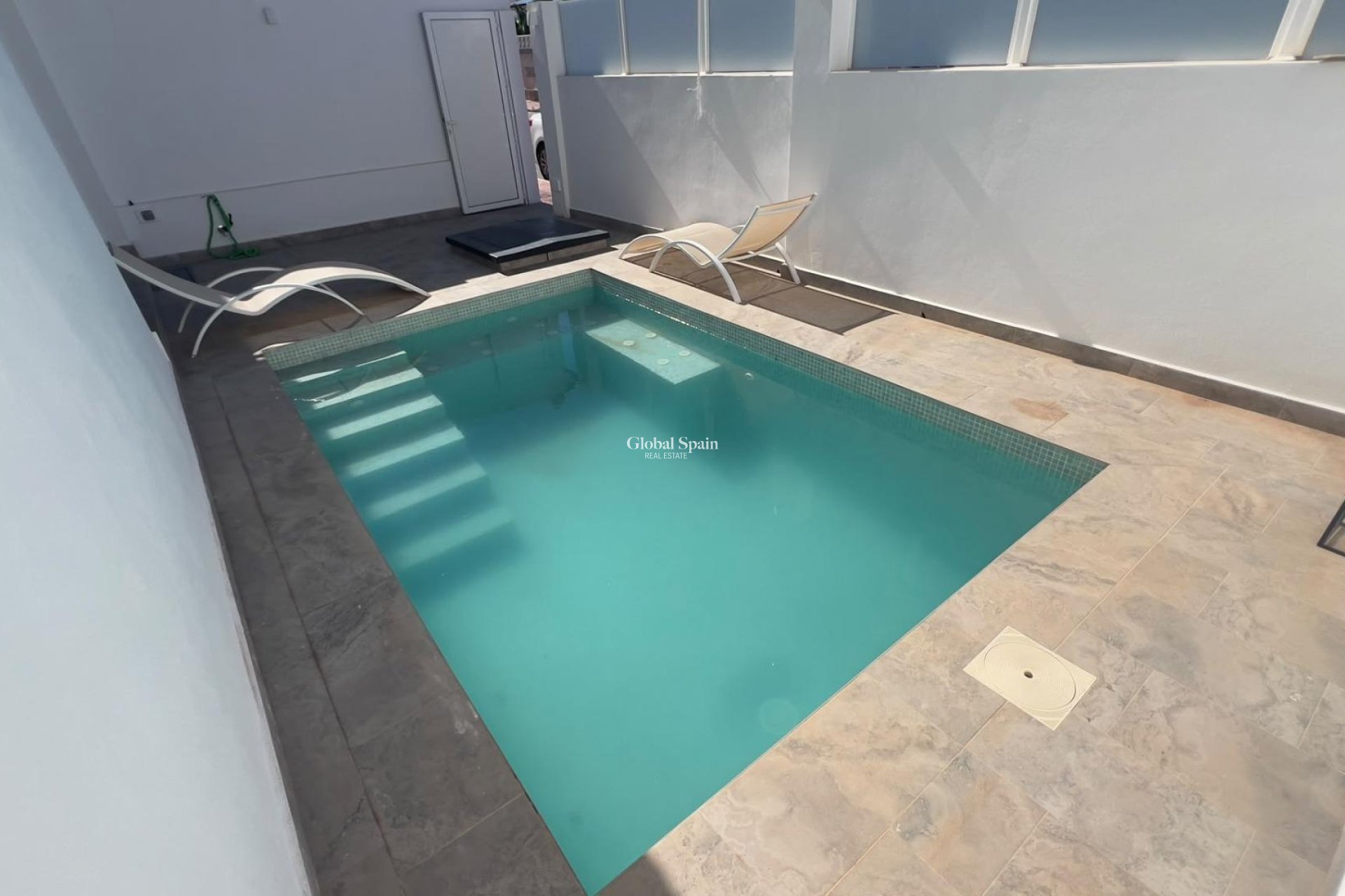 Venta - APARTAMENTO -
ORIHUELA COSTA - La Regia