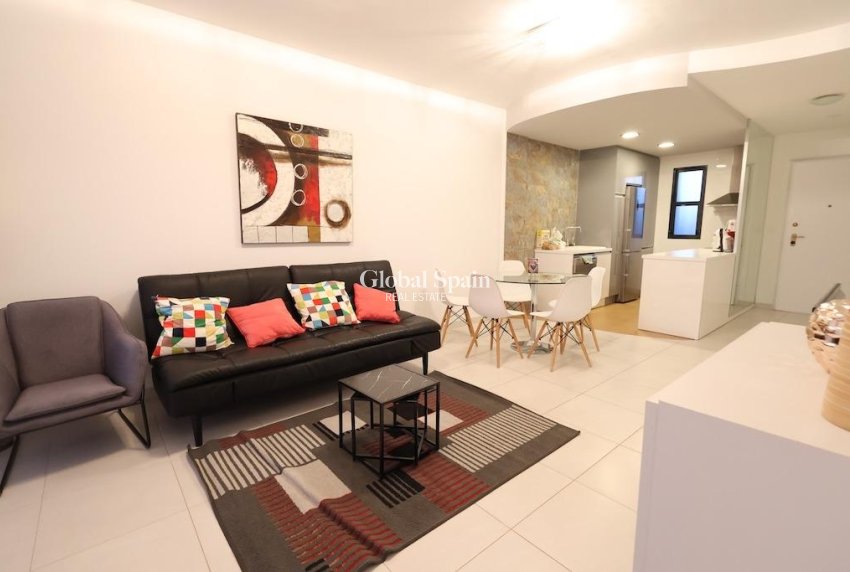 Venta - APARTAMENTO -
ORIHUELA COSTA - La Zenia