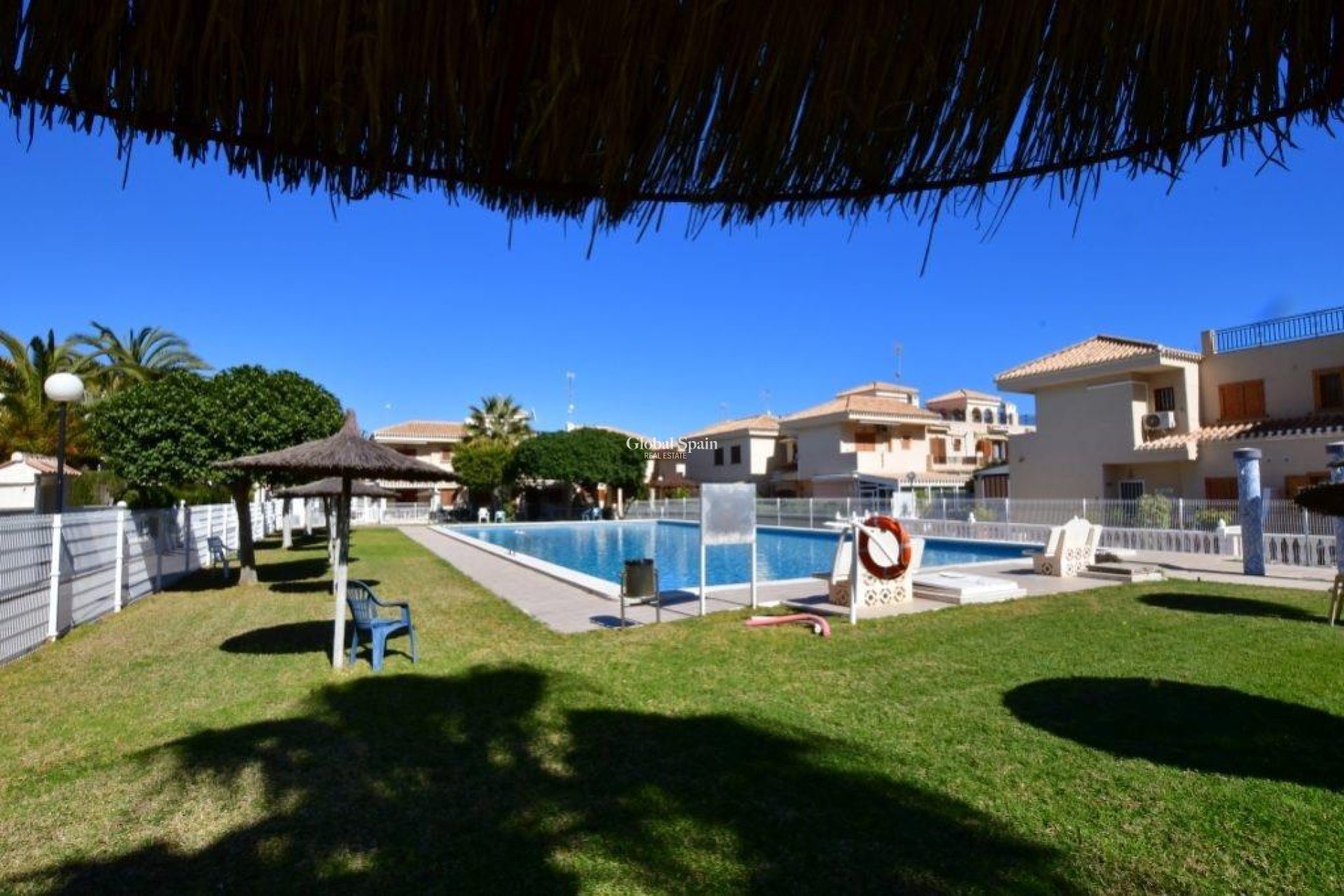 Venta - APARTAMENTO -
ORIHUELA COSTA - La Zenia
