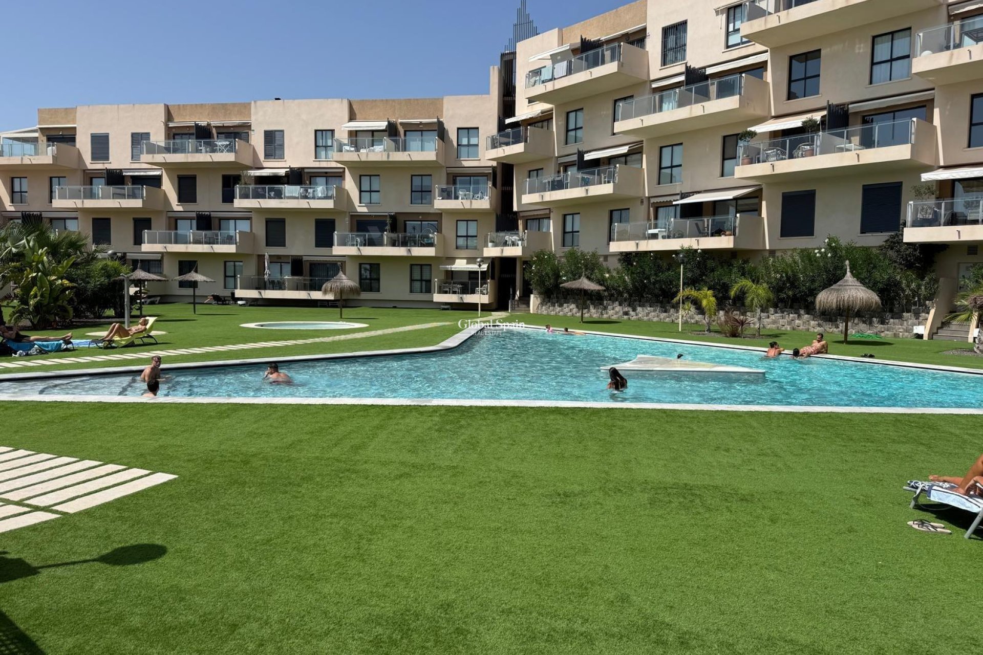 Venta - APARTAMENTO -
ORIHUELA COSTA - La Zenia
