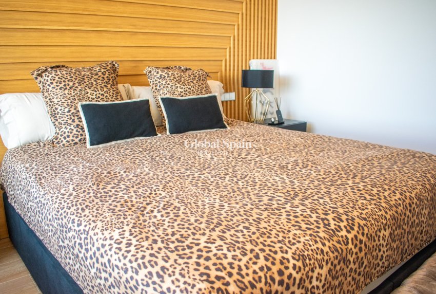 Venta - APARTAMENTO -
ORIHUELA COSTA - LAS COLINAS GOLF RESORT