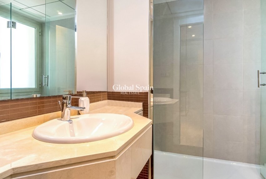 Venta - Apartamento -
ORIHUELA COSTA - Las Colinas Golf