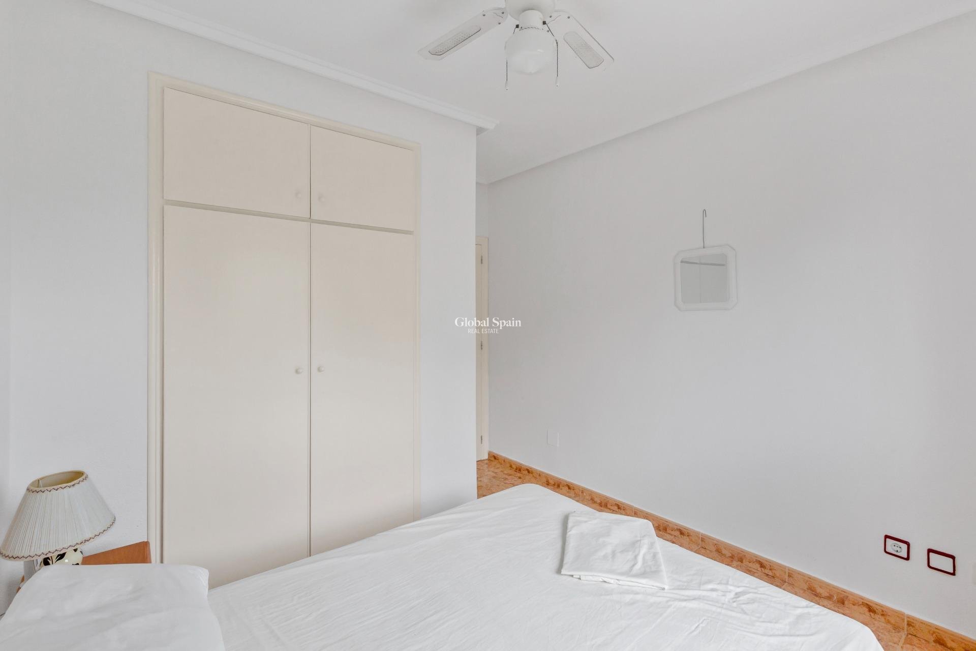 Venta - APARTAMENTO -
ORIHUELA COSTA - Las Filipinas