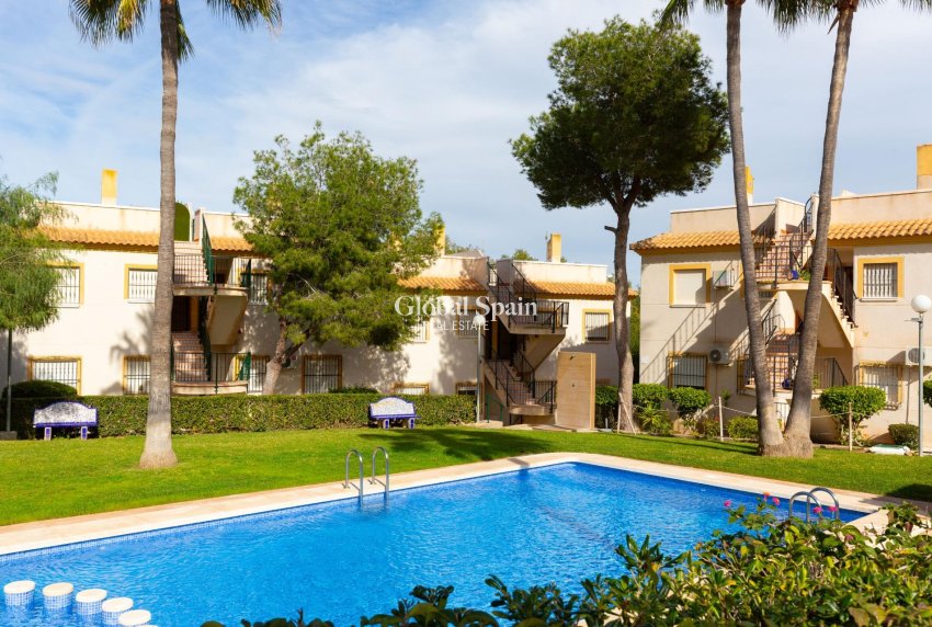 Venta - APARTAMENTO -
ORIHUELA COSTA - Las Filipinas