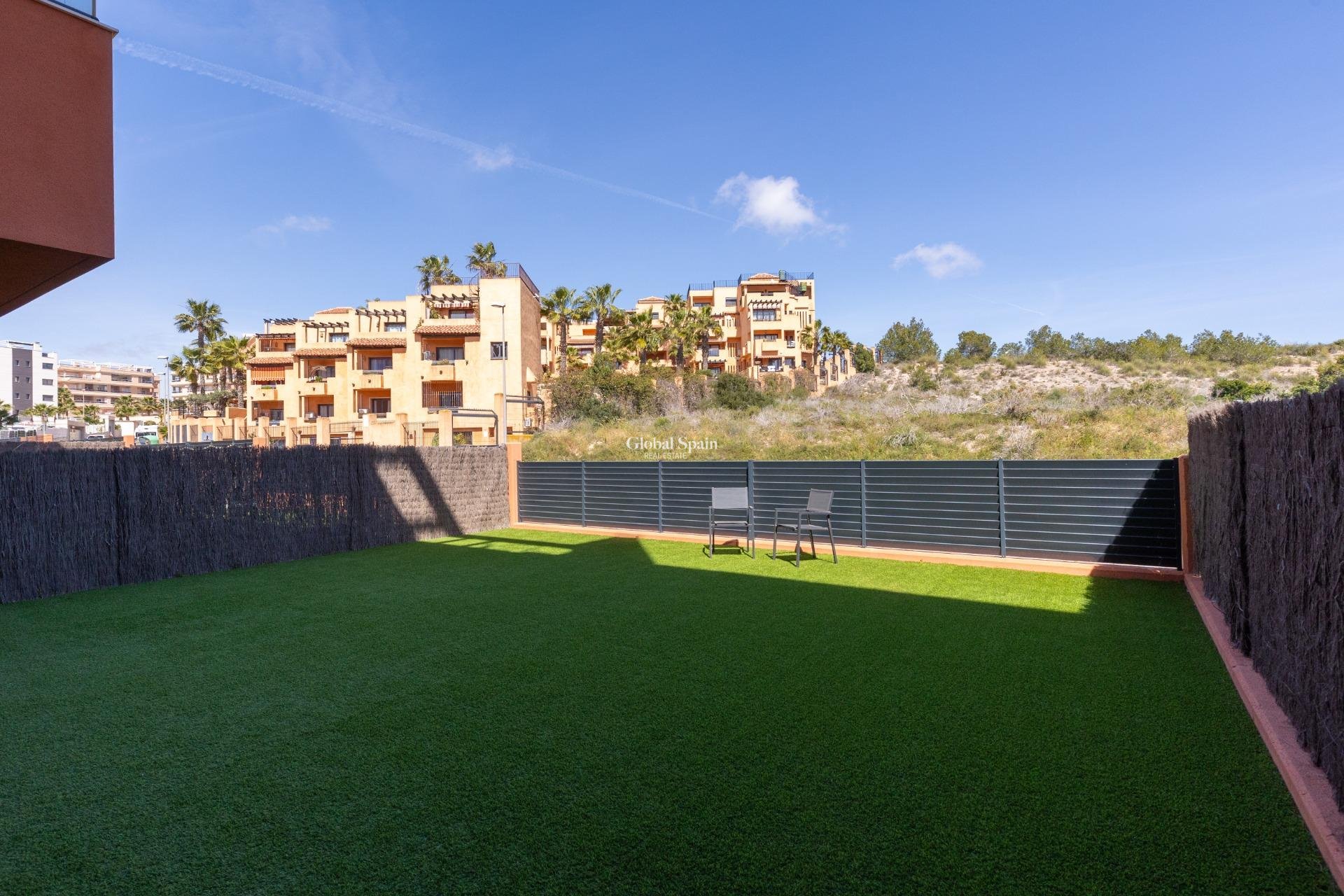 Venta - APARTAMENTO -
ORIHUELA COSTA - Las Filipinas