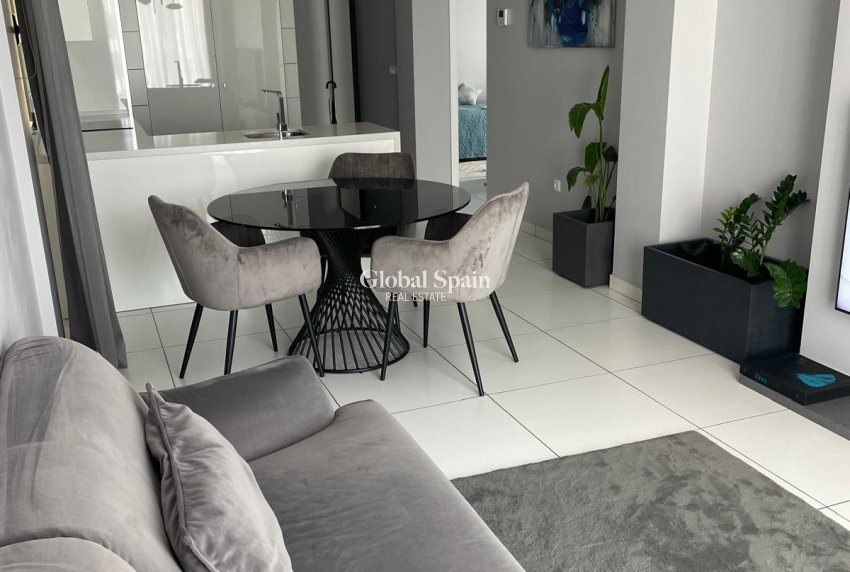 Venta - APARTAMENTO -
ORIHUELA COSTA - Las Filipinas