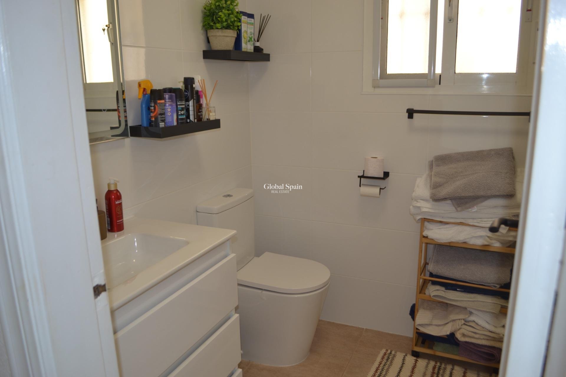Venta - APARTAMENTO -
ORIHUELA COSTA - Las Filipinas