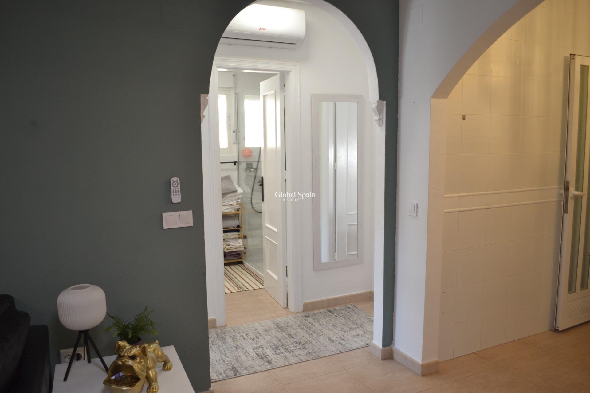 Venta - APARTAMENTO -
ORIHUELA COSTA - Las Filipinas