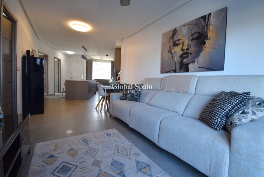 Venta - APARTAMENTO -
ORIHUELA COSTA - Las Filipinas