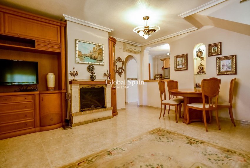 Venta - APARTAMENTO -
ORIHUELA COSTA - Las Filipinas