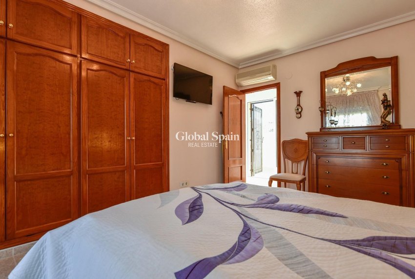 Venta - APARTAMENTO -
ORIHUELA COSTA - Las Filipinas