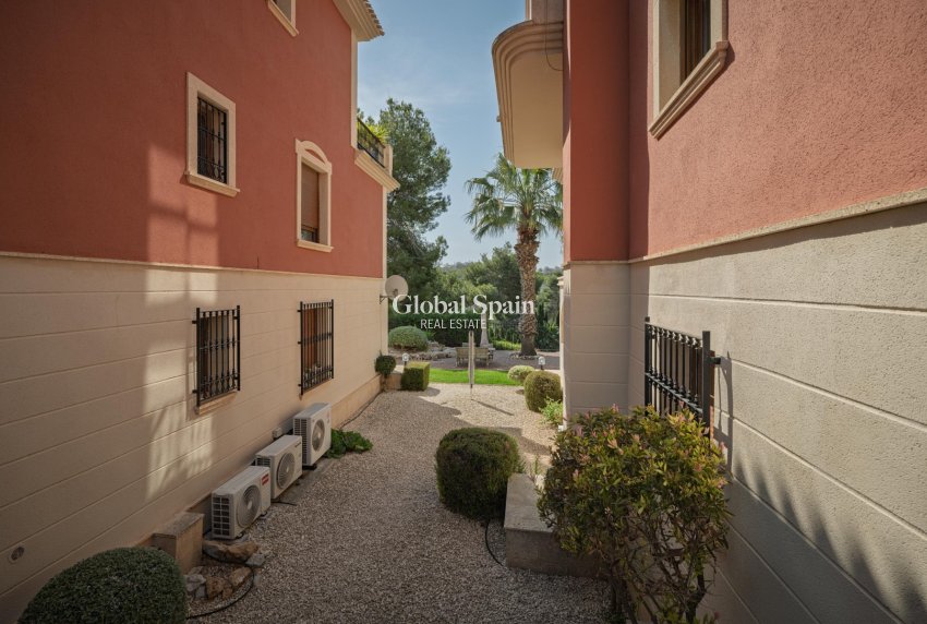 Venta - APARTAMENTO -
ORIHUELA COSTA - Las Ramblas