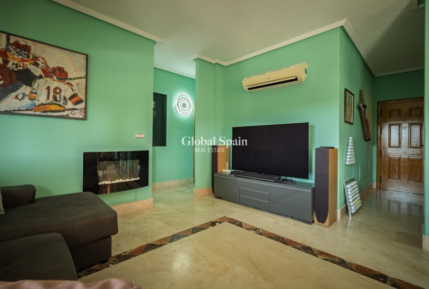 Venta - APARTAMENTO -
ORIHUELA COSTA - Las Ramblas