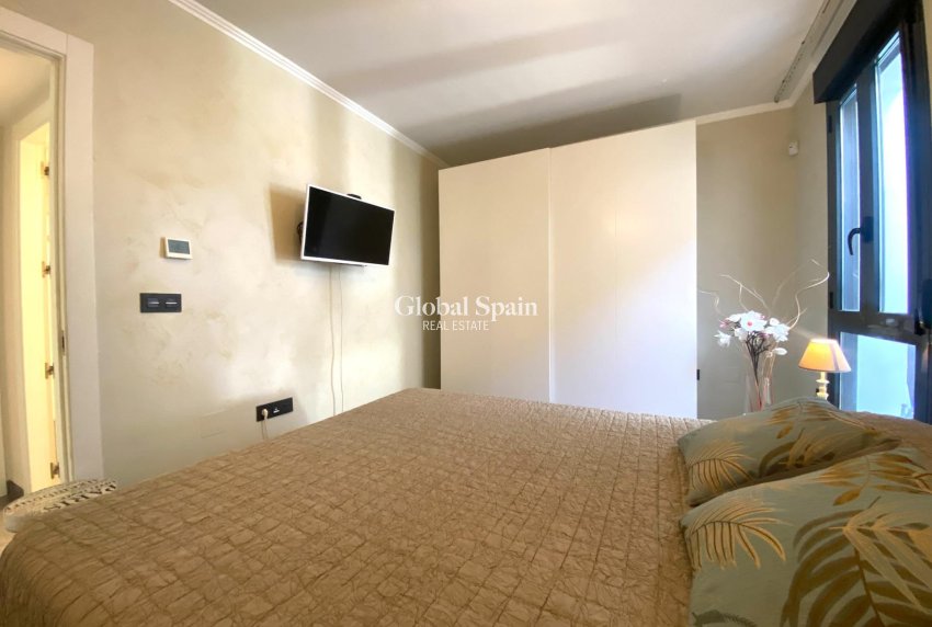 Venta - APARTAMENTO -
ORIHUELA COSTA - Las Ramblas