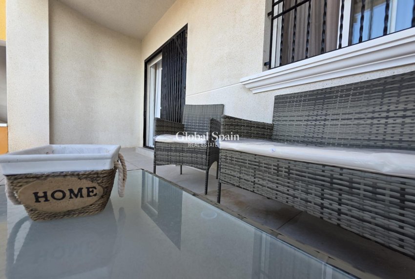 Venta - APARTAMENTO -
ORIHUELA COSTA - Lomas De Cabo Roig-los Dolses