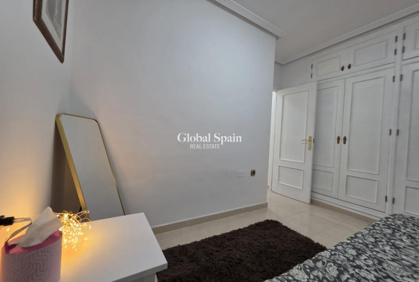 Venta - APARTAMENTO -
ORIHUELA COSTA - Lomas De Cabo Roig-los Dolses