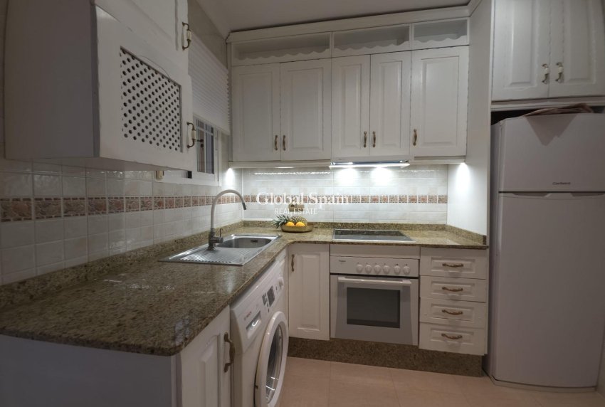 Venta - APARTAMENTO -
ORIHUELA COSTA - Lomas De Cabo Roig-los Dolses