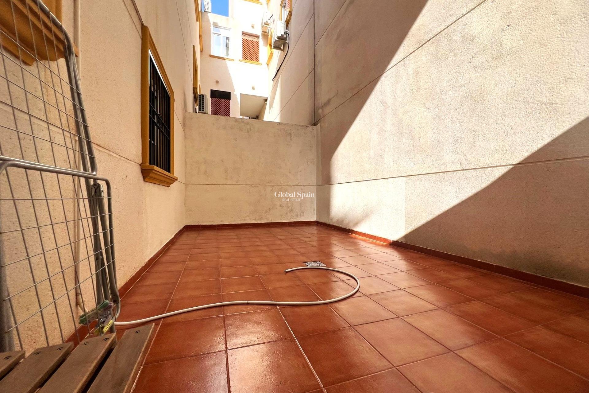 Venta - APARTAMENTO -
ORIHUELA COSTA - Lomas De Cabo Roig-los Dolses