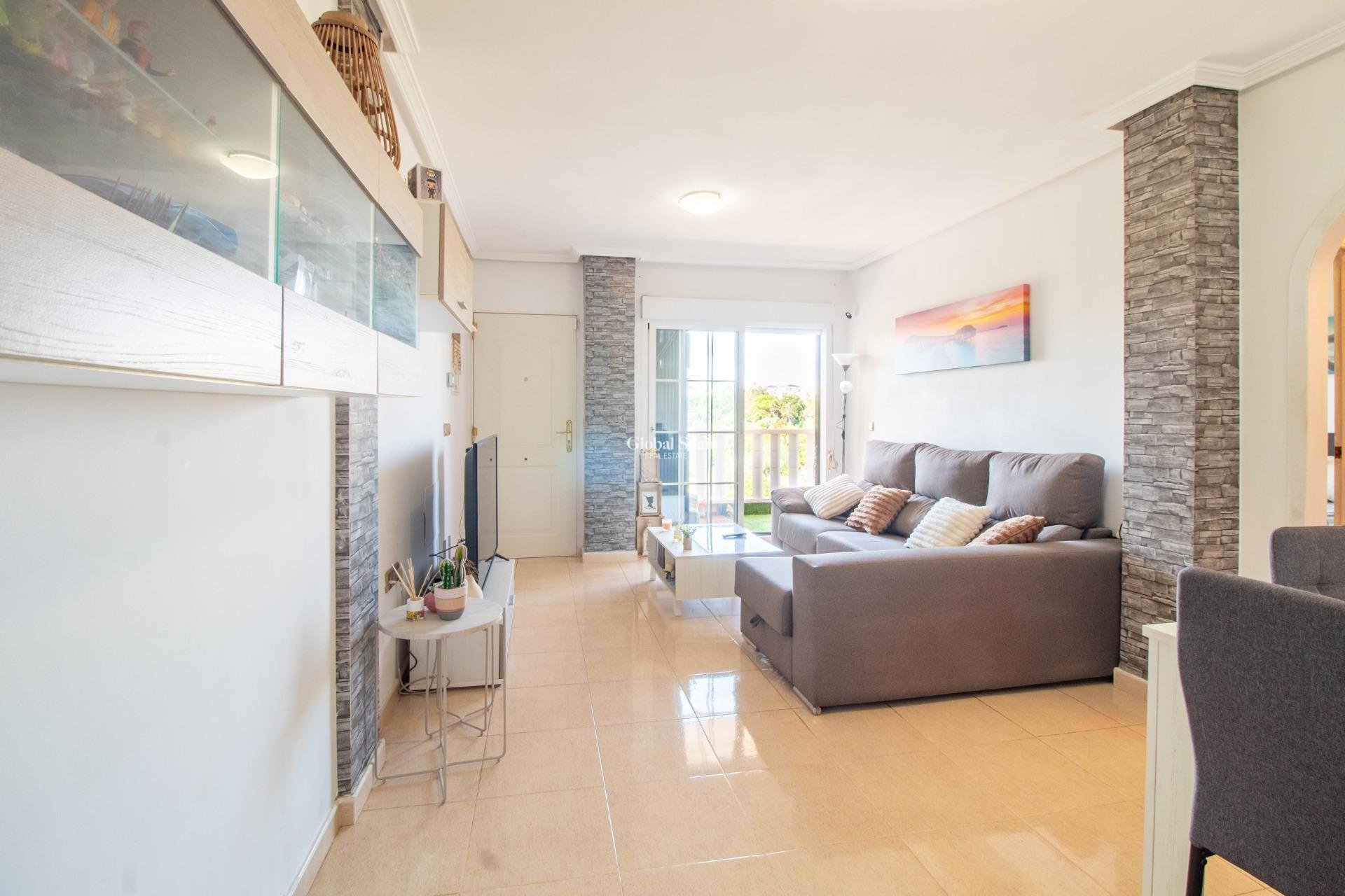 Venta - APARTAMENTO -
ORIHUELA COSTA - Lomas de Cabo Roig-Los Dolses