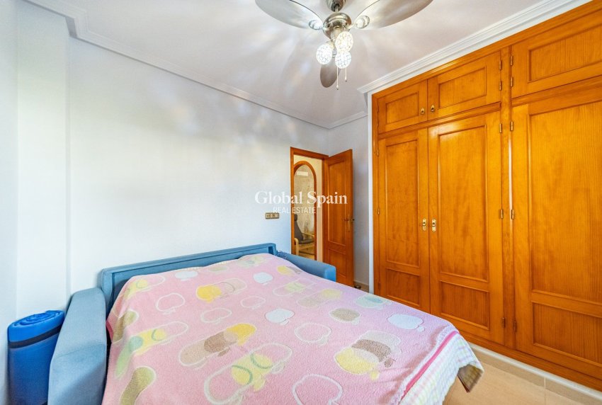 Venta - Apartamento -
ORIHUELA COSTA - Lomas de Cabo Roig