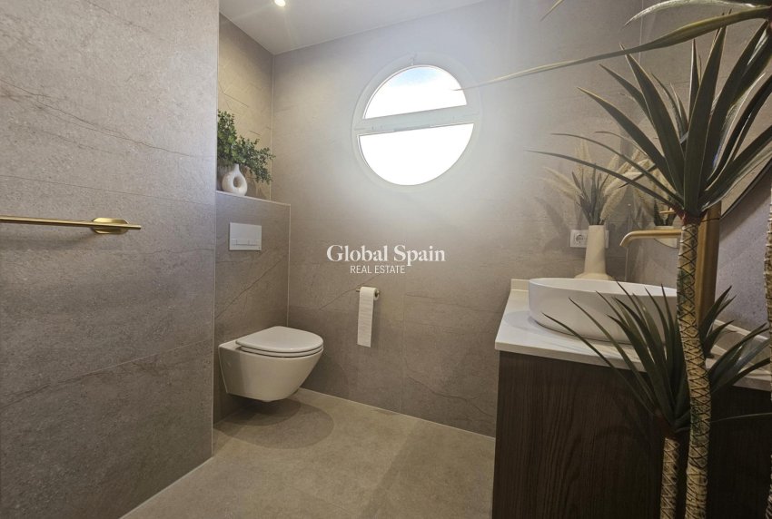 Venta - APARTAMENTO -
ORIHUELA COSTA - Lomas de Cabo Roig