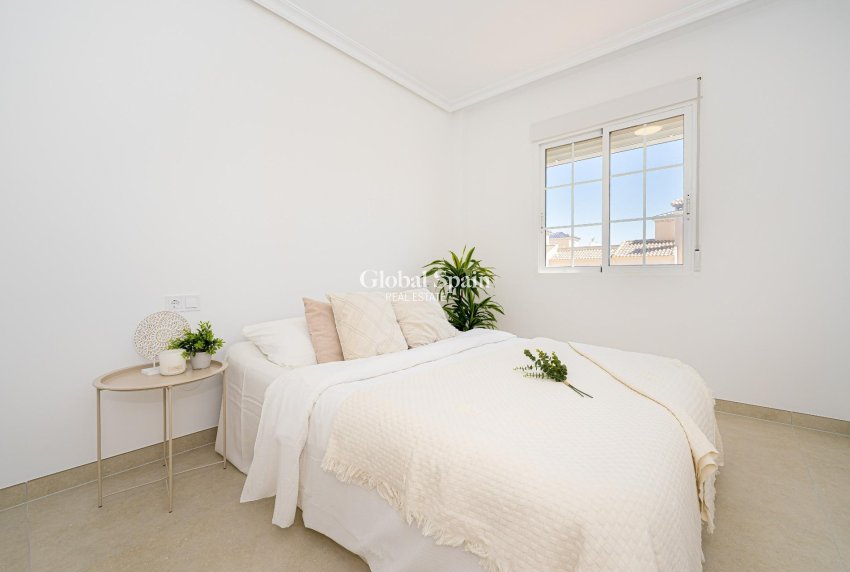 Venta - APARTAMENTO -
ORIHUELA COSTA - Lomas de Cabo Roig