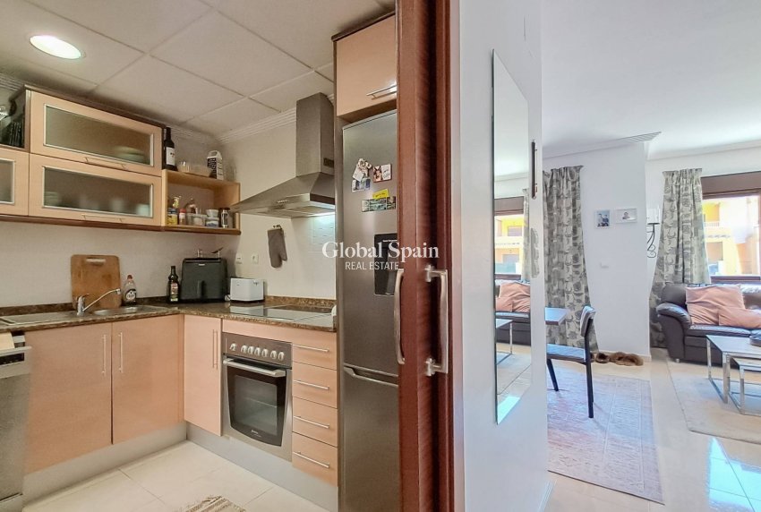 Venta - APARTAMENTO -
ORIHUELA COSTA - Lomas de Cabo Roig