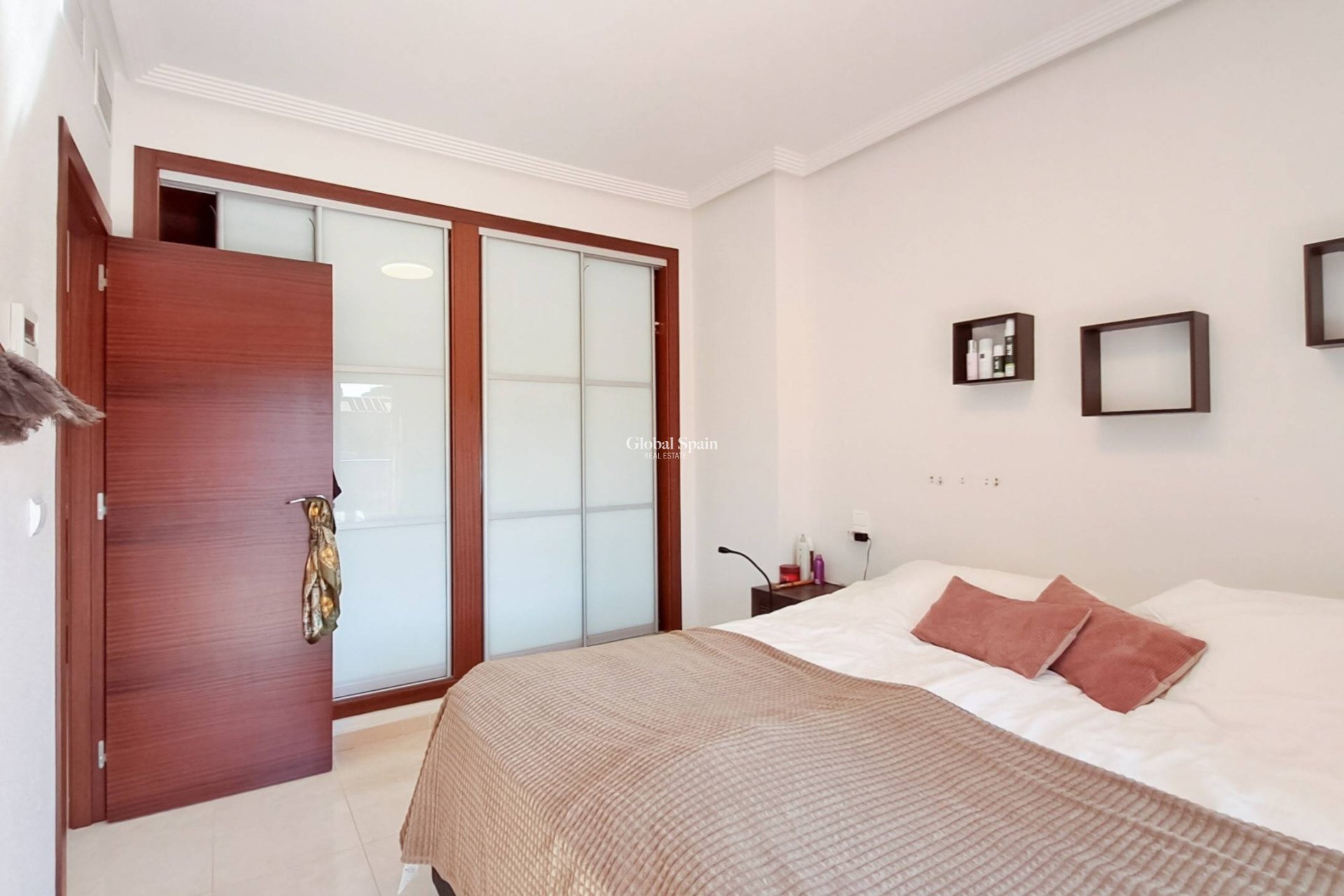 Venta - APARTAMENTO -
ORIHUELA COSTA - Lomas de Cabo Roig