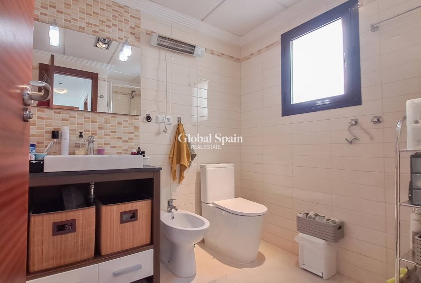 Venta - APARTAMENTO -
ORIHUELA COSTA - Lomas de Cabo Roig