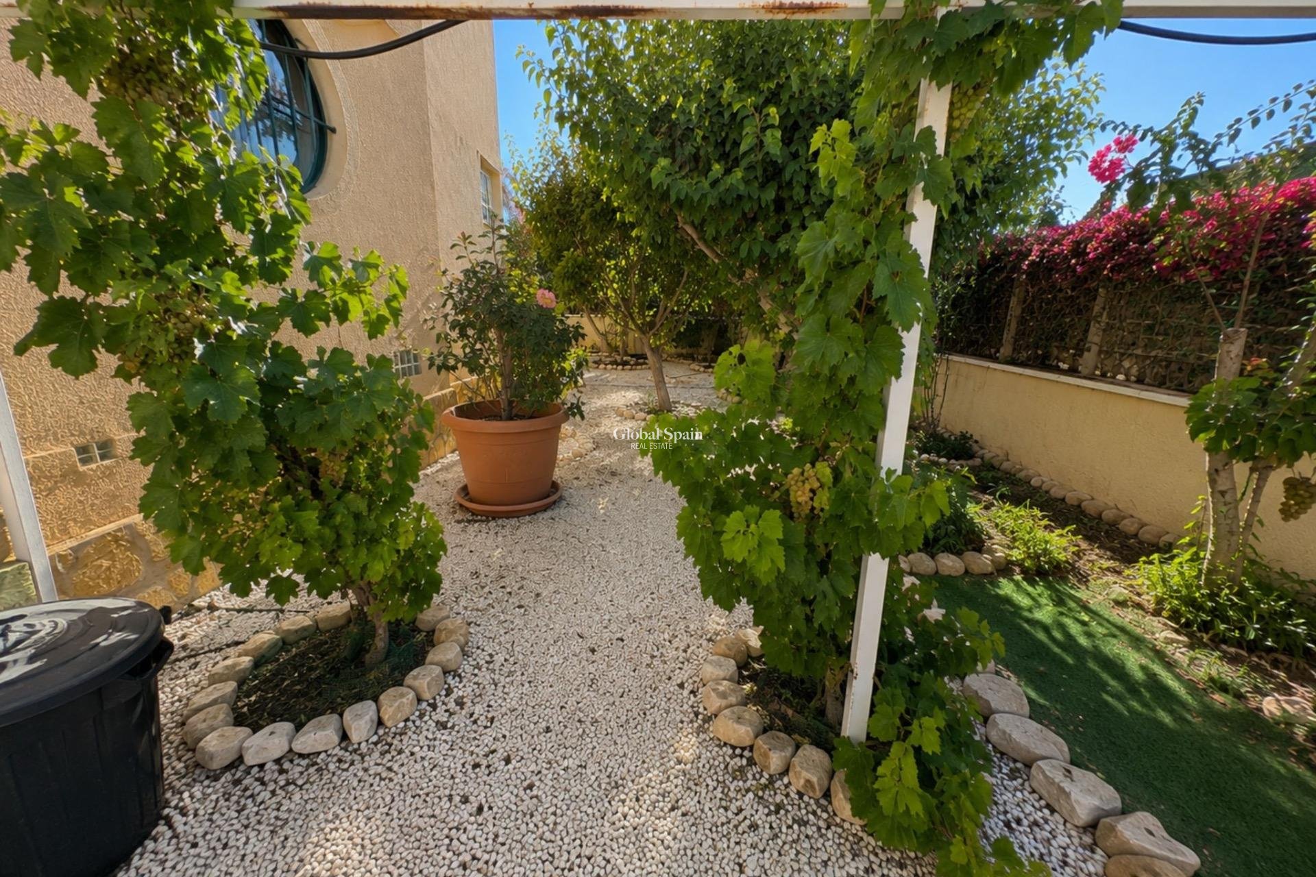 Venta - APARTAMENTO -
ORIHUELA COSTA - Lomas de Cabo Roig