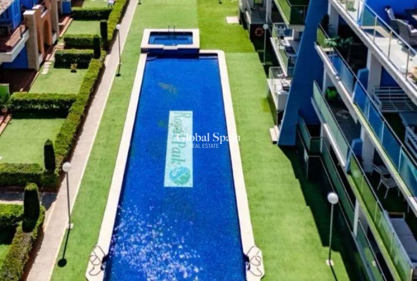 Venta - APARTAMENTO -
ORIHUELA COSTA - Lomas de Cabo Roig