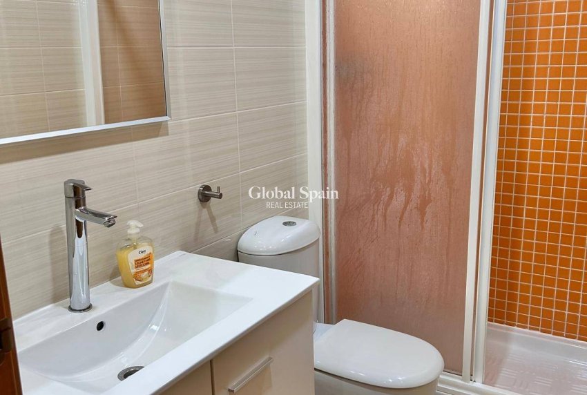Venta - APARTAMENTO -
ORIHUELA COSTA - Lomas de Cabo Roig