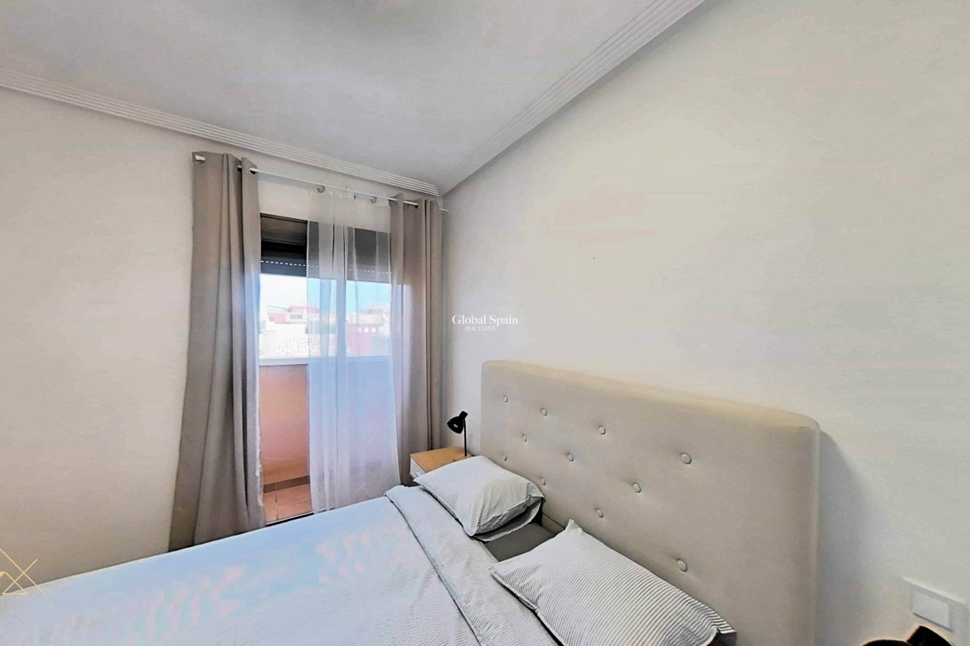 Venta - APARTAMENTO -
ORIHUELA COSTA - Lomas de Cabo Roig