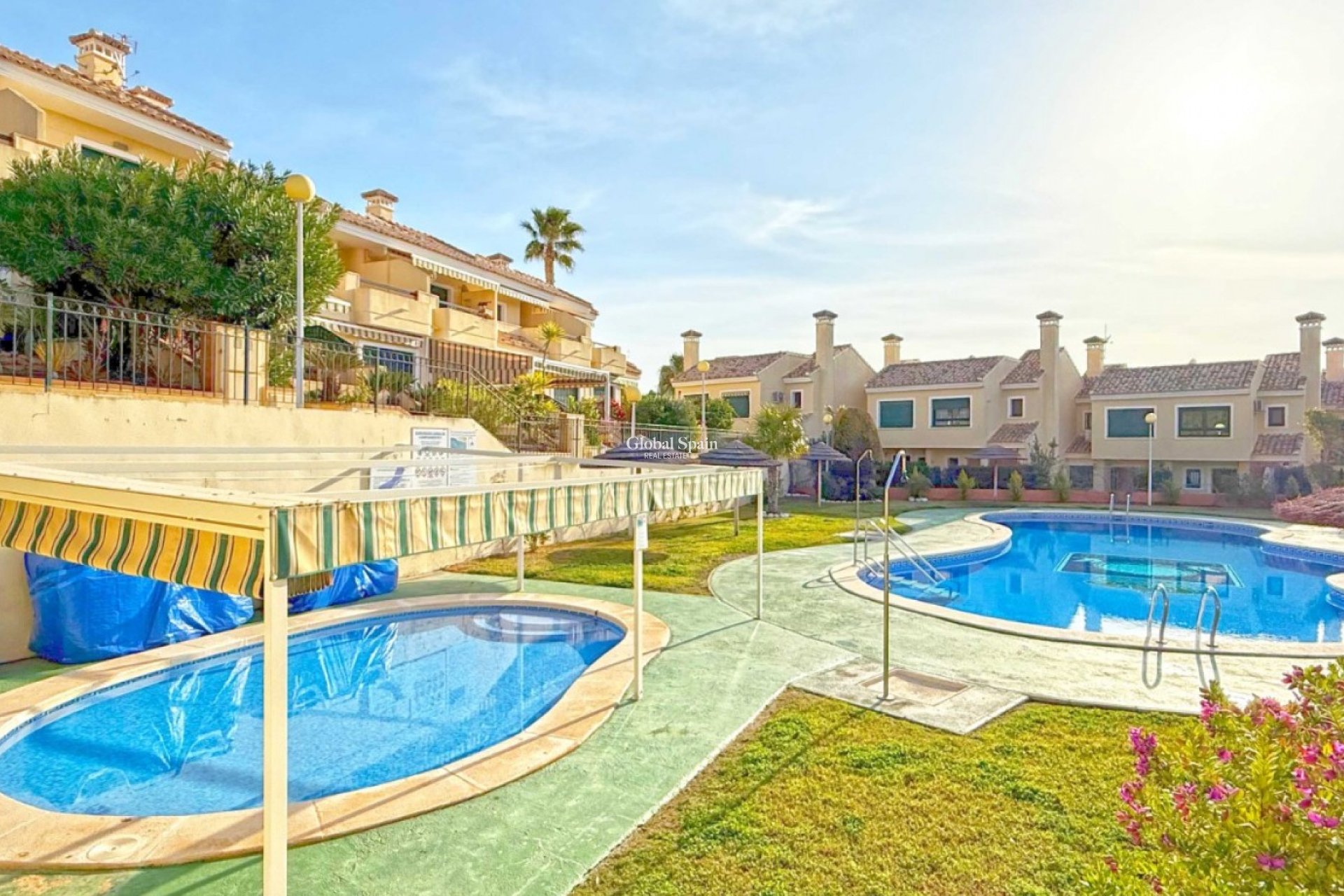Venta - Apartamento -
ORIHUELA COSTA - Lomas de Campoamor