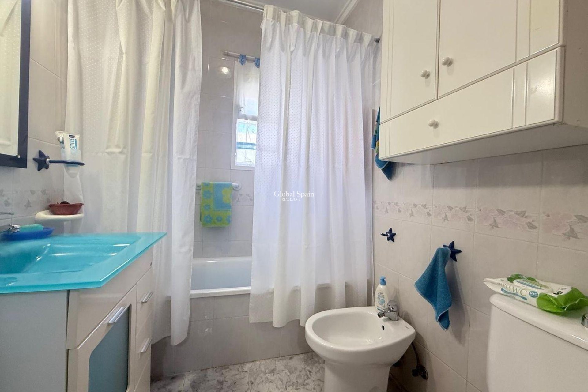 Venta - APARTAMENTO -
ORIHUELA COSTA - Los Almendros-la Florida