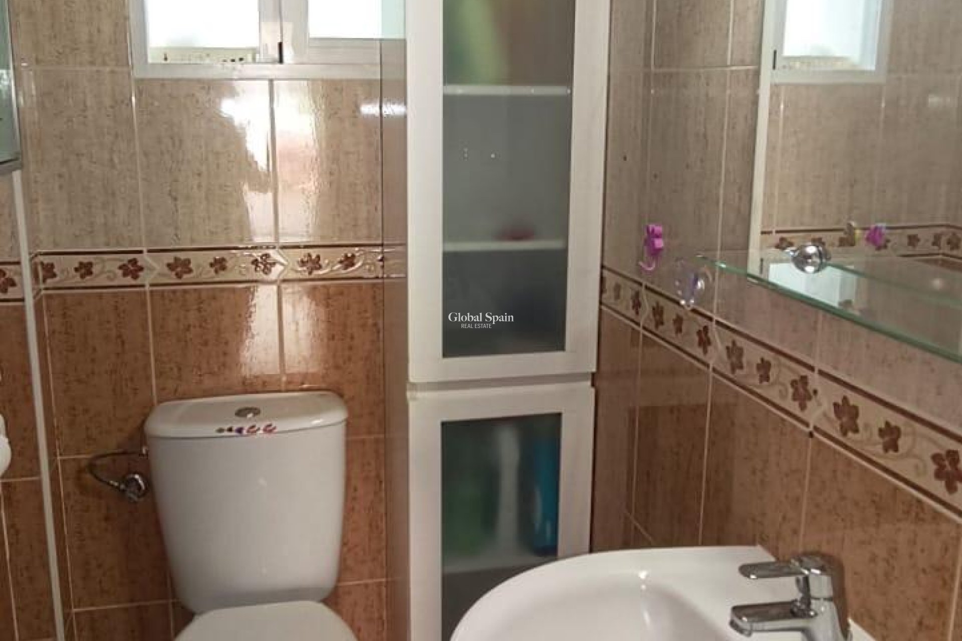 Venta - APARTAMENTO -
ORIHUELA COSTA - Los Almendros-la Florida