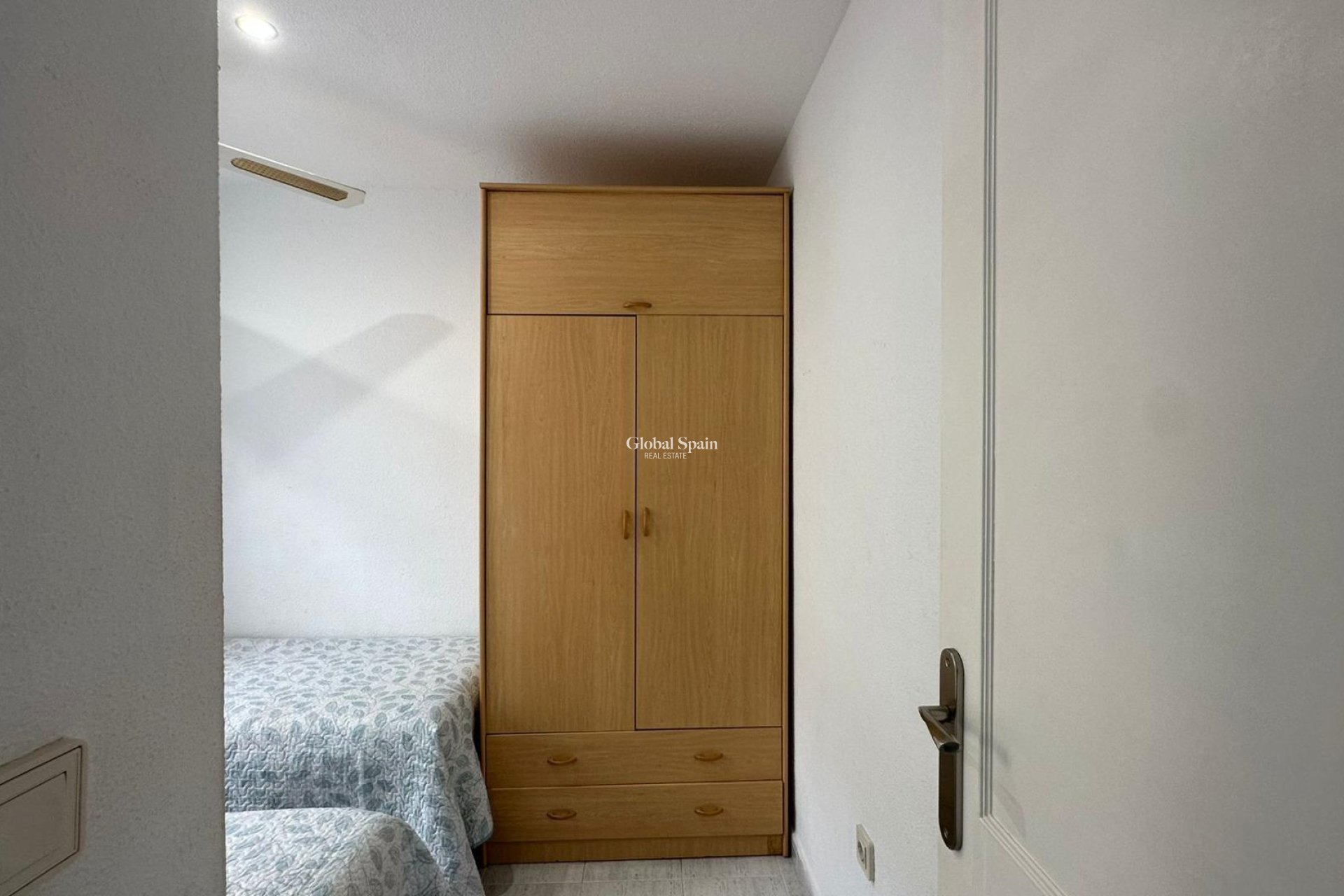 Venta - APARTAMENTO -
ORIHUELA COSTA - Los Almendros-la Florida