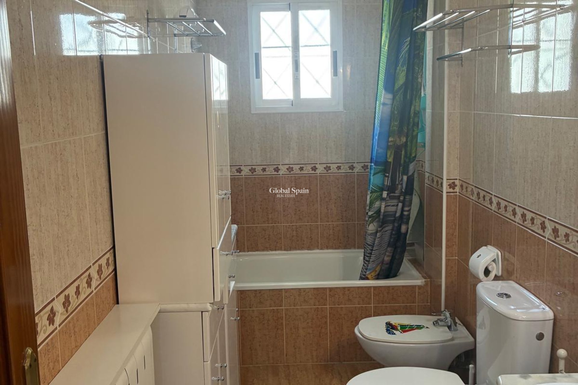 Venta - APARTAMENTO -
ORIHUELA COSTA - Los Almendros-la Florida