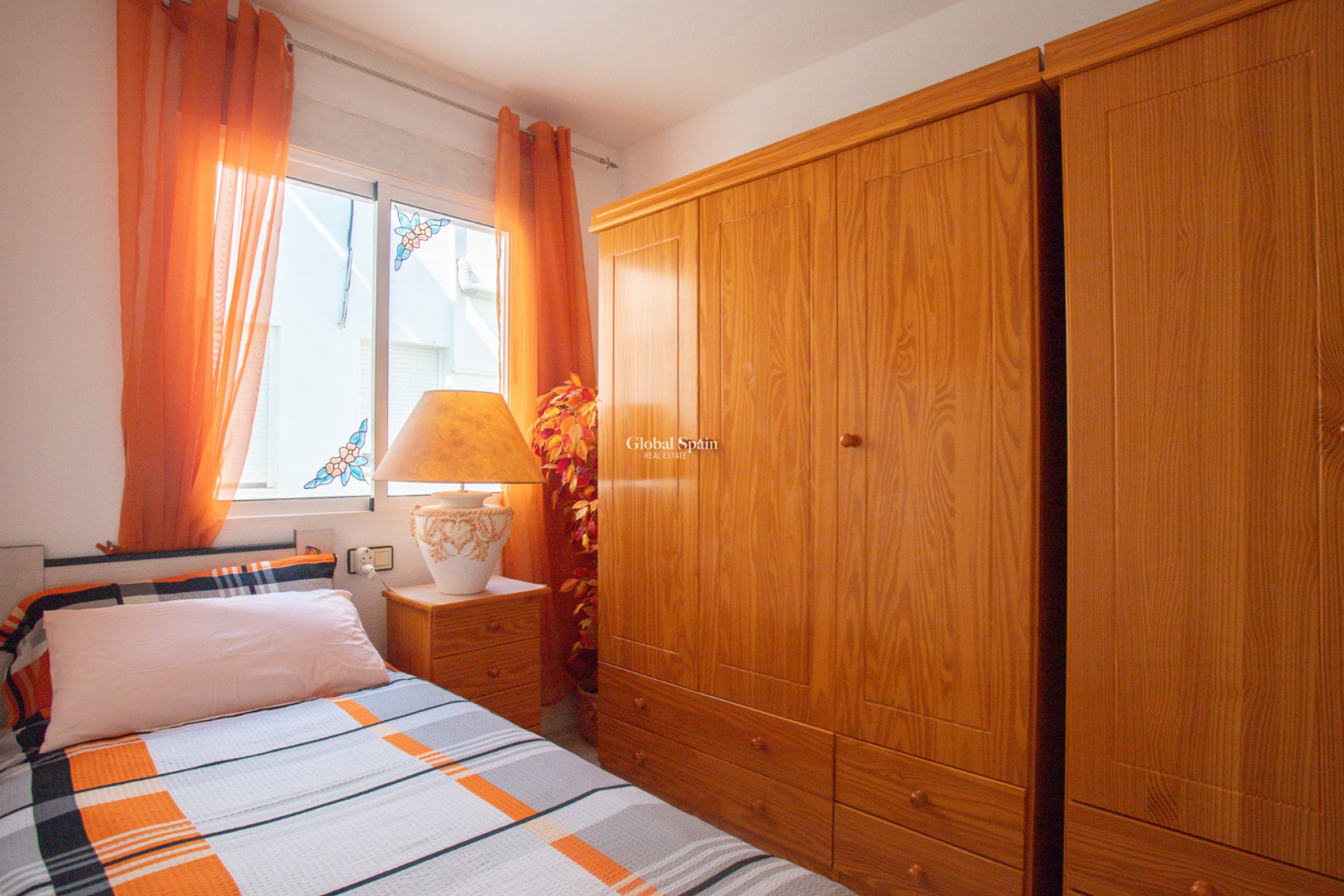 Venta - APARTAMENTO -
ORIHUELA COSTA - Los Almendros-la Florida