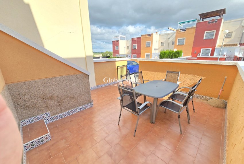 Venta - APARTAMENTO -
ORIHUELA COSTA - Los Altos *