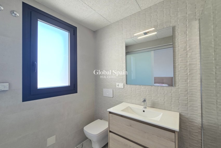 Venta - APARTAMENTO -
ORIHUELA COSTA - Los Altos *