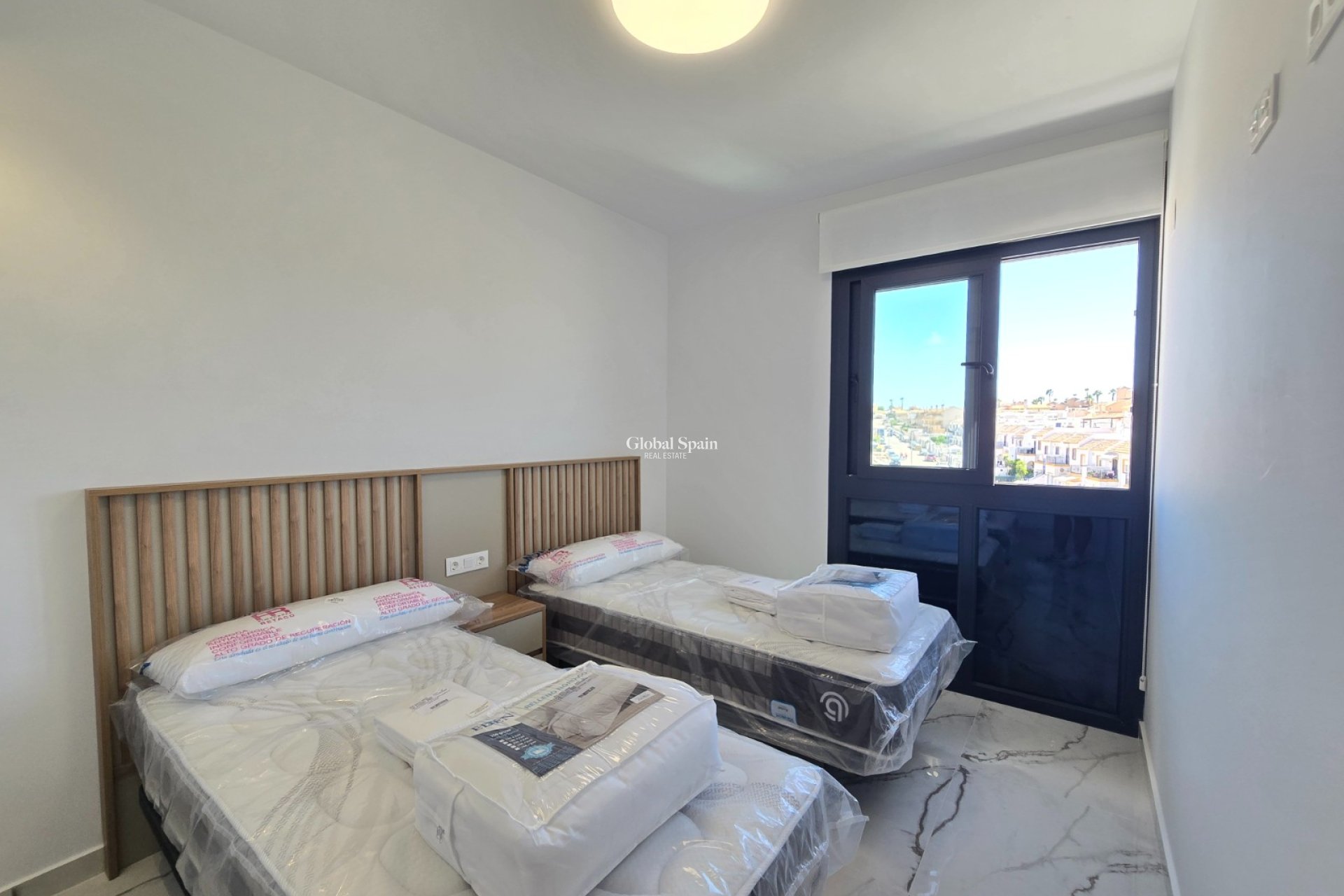 Venta - APARTAMENTO -
ORIHUELA COSTA - Los Altos *