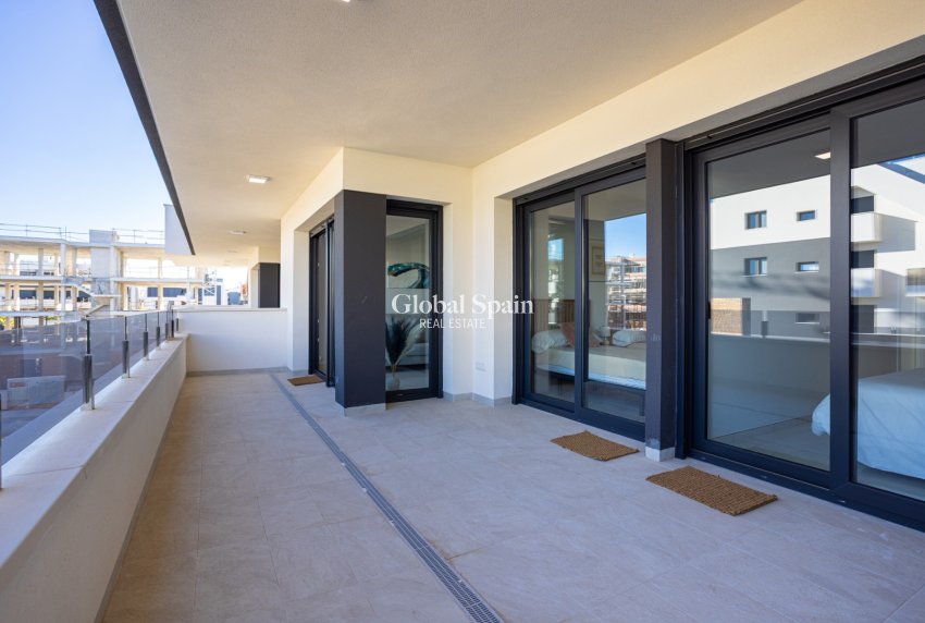 Venta - APARTAMENTO -
ORIHUELA COSTA - LOS BALCONES - LOS ALTOS