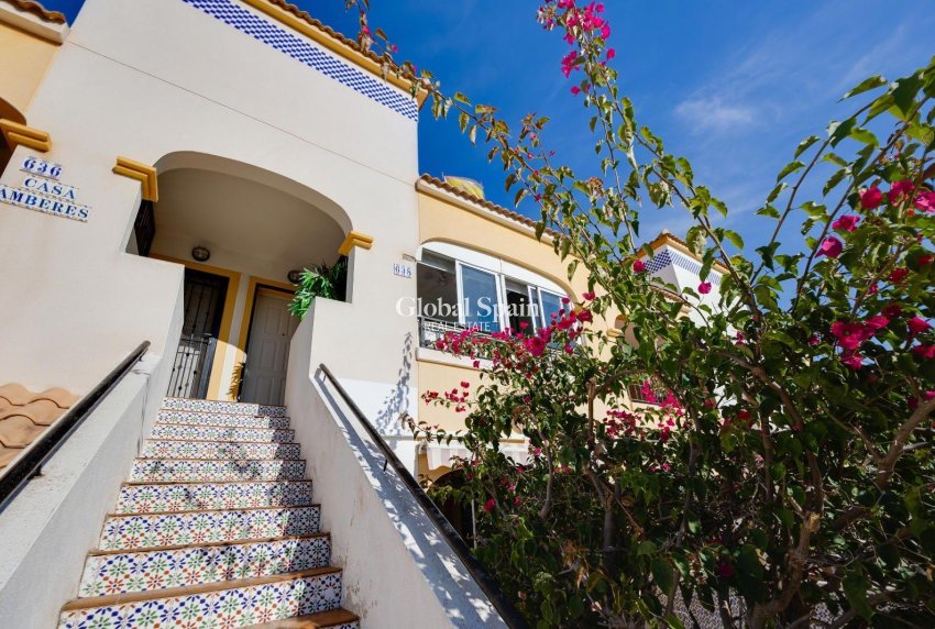 Venta - APARTAMENTO -
ORIHUELA COSTA - LOS BALCONES - LOS ALTOS