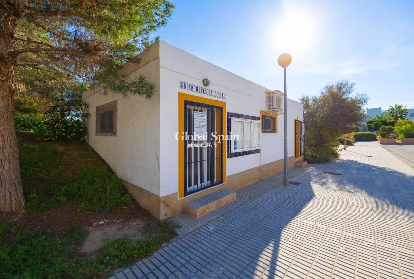 Venta - APARTAMENTO -
ORIHUELA COSTA - LOS BALCONES - LOS ALTOS