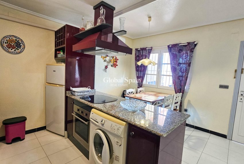 Venta - APARTAMENTO -
ORIHUELA COSTA - LOS BALCONES - LOS ALTOS