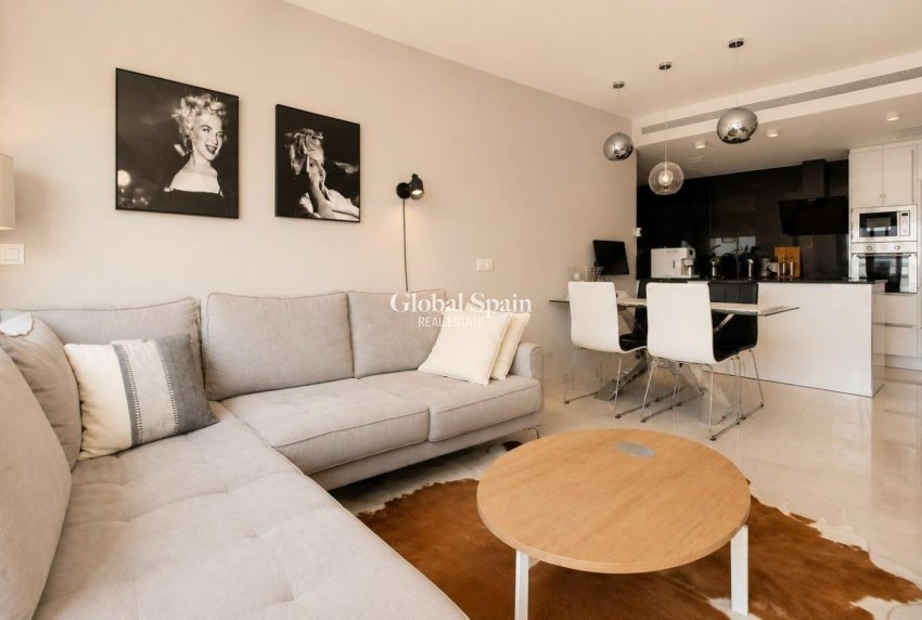 Venta - APARTAMENTO -
ORIHUELA COSTA - LOS BALCONES - LOS ALTOS
