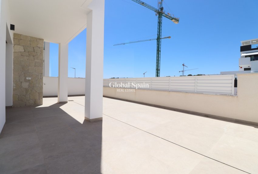 Venta - APARTAMENTO -
Orihuela Costa - Los Balcones