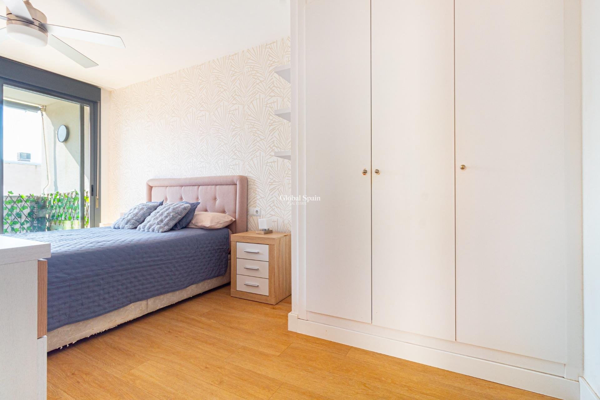 Venta - Apartamento -
ORIHUELA COSTA - Los Dolses